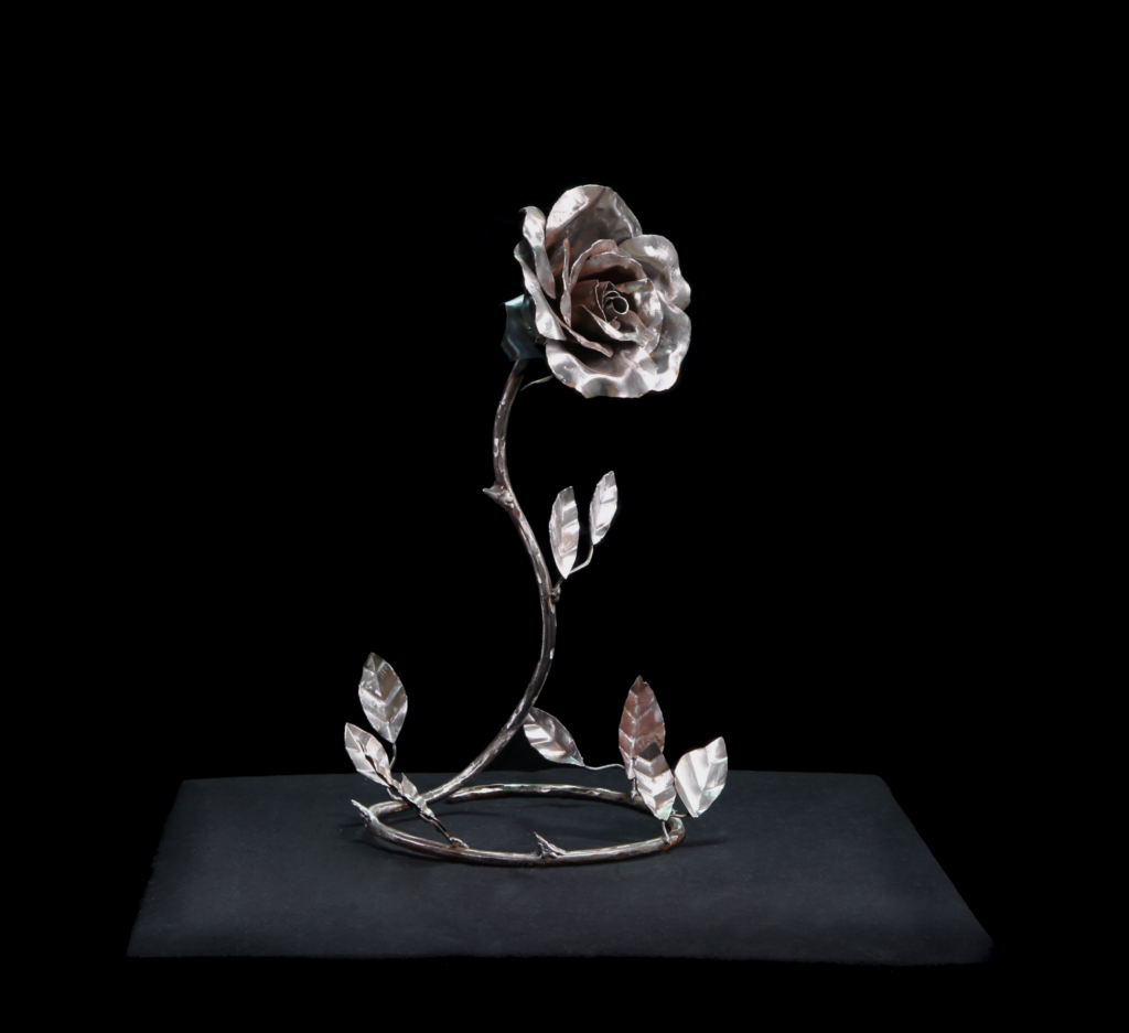 Rose en métal